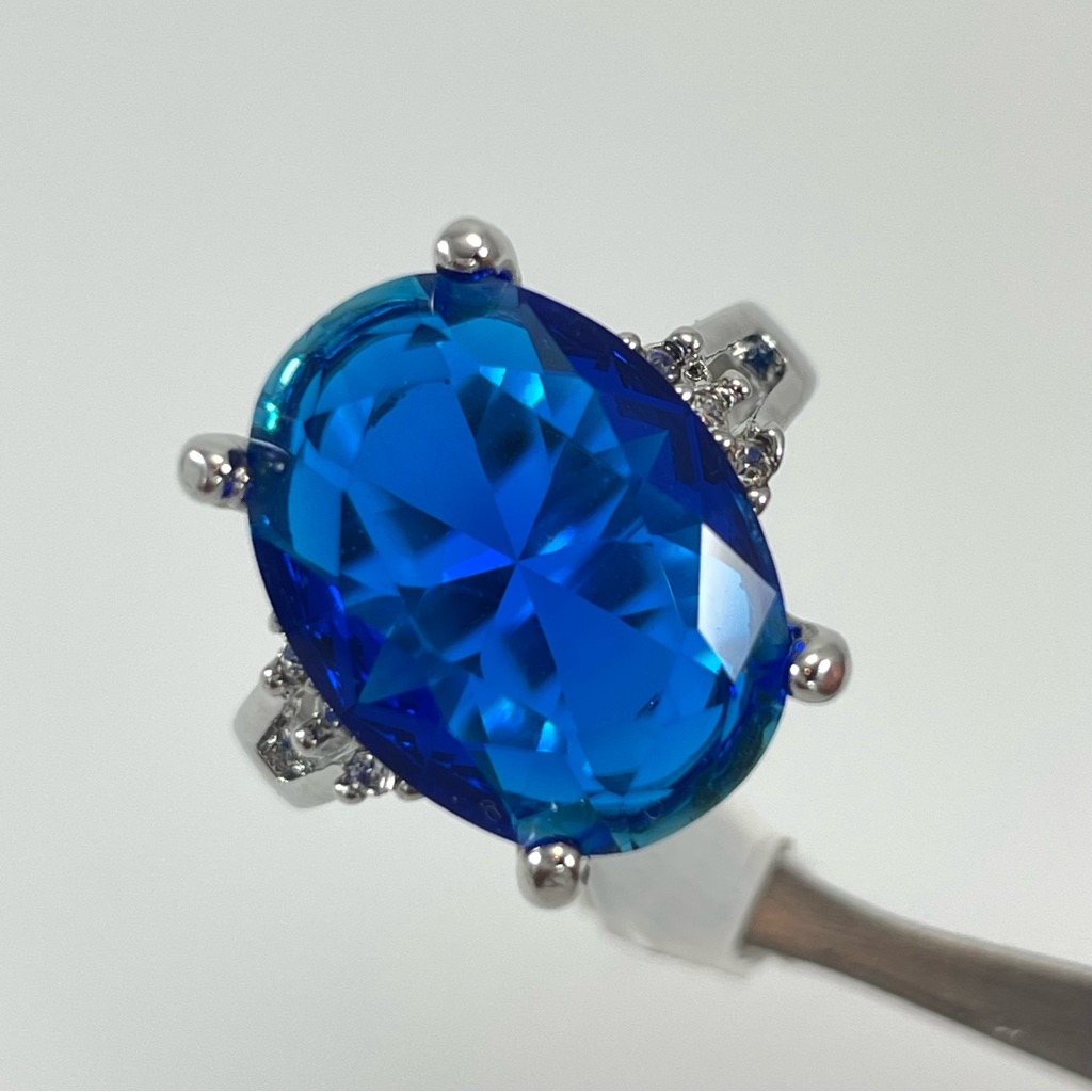 Beautiful Dark Aqua Blue Diamond Cz Oval Cut Solitaire Silver Plated Ring